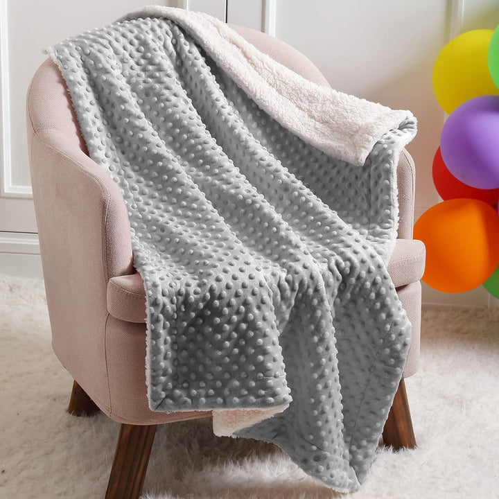 soft and reversible cozy blanket Stornfield