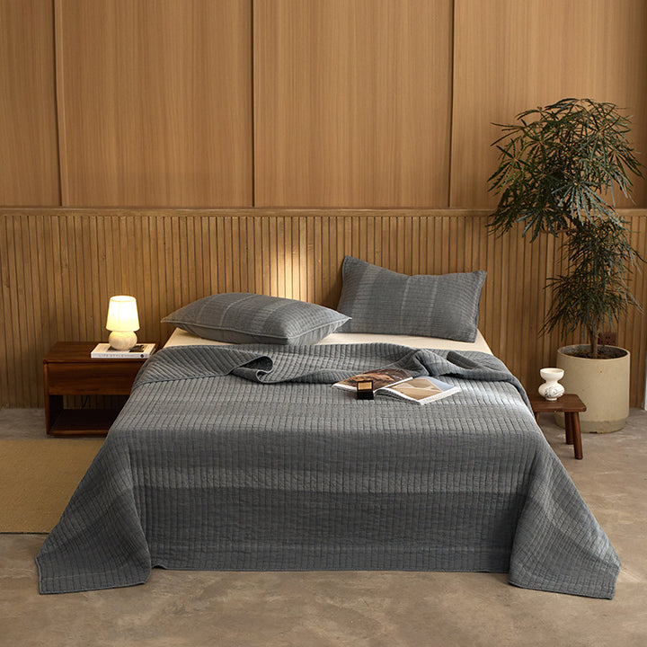 Lightweight Quilted Ribbed Cotton-Linen Coverlet Set with Pillow Shams