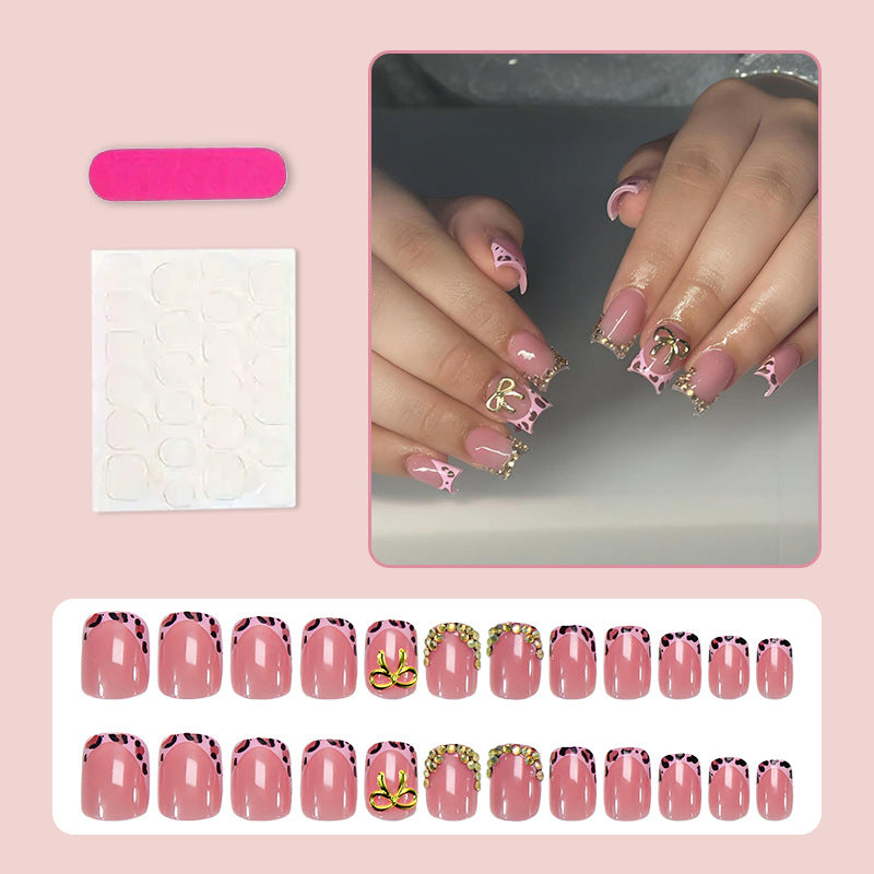 Art nail set with luxurious filigree decorations Stornfield