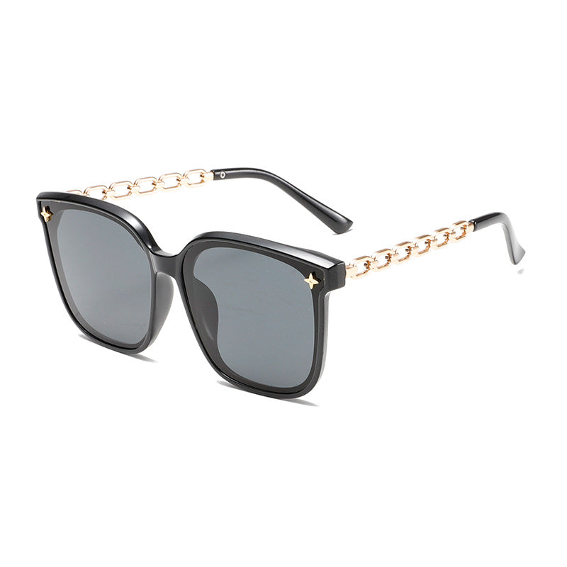 Women's Fashion Sunglasses with High-Quality Chain Detail Stornfield