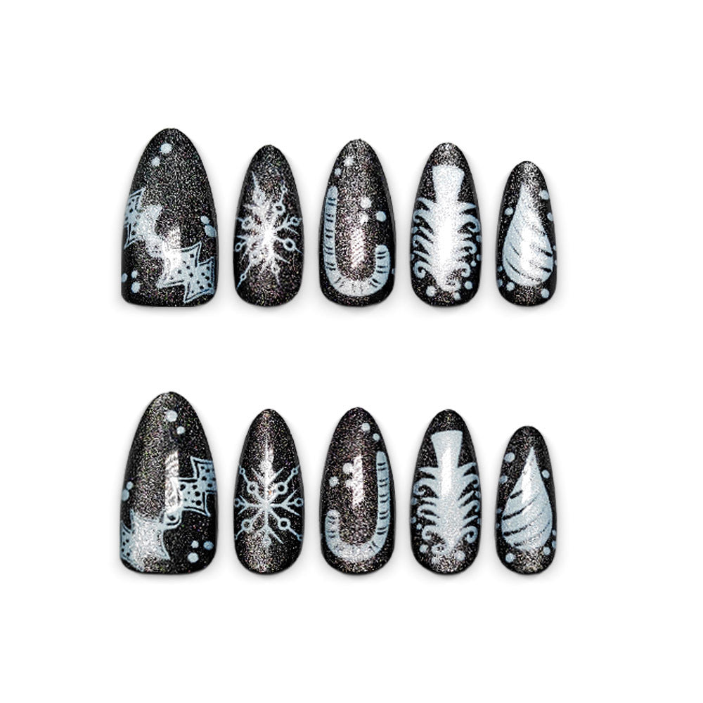 Creative Nail Art in Glamorous Black-White Design Stornfield