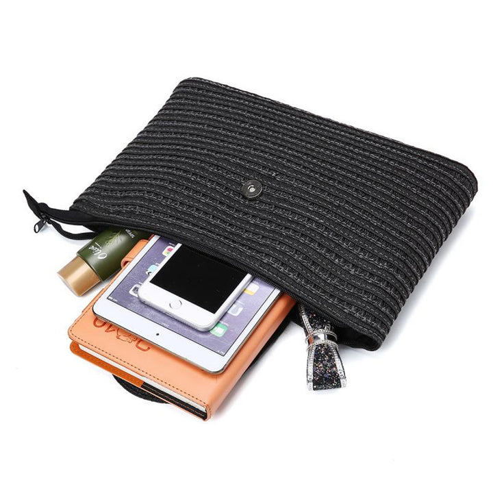 Elegant Clutch Bag with High-Quality Woven Structure Stornfield