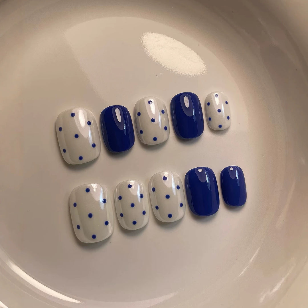 Decorative Press-On Nail Art Set with Polka Dot Design