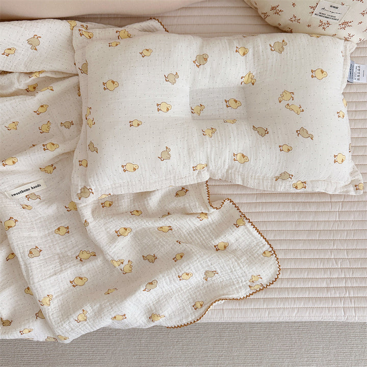 Unisex Mull blanket with cute bear design Stornfield