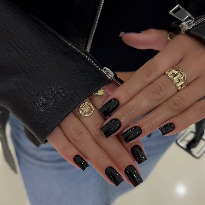 Elegant Nail Art with Gloss Finish Stornfield