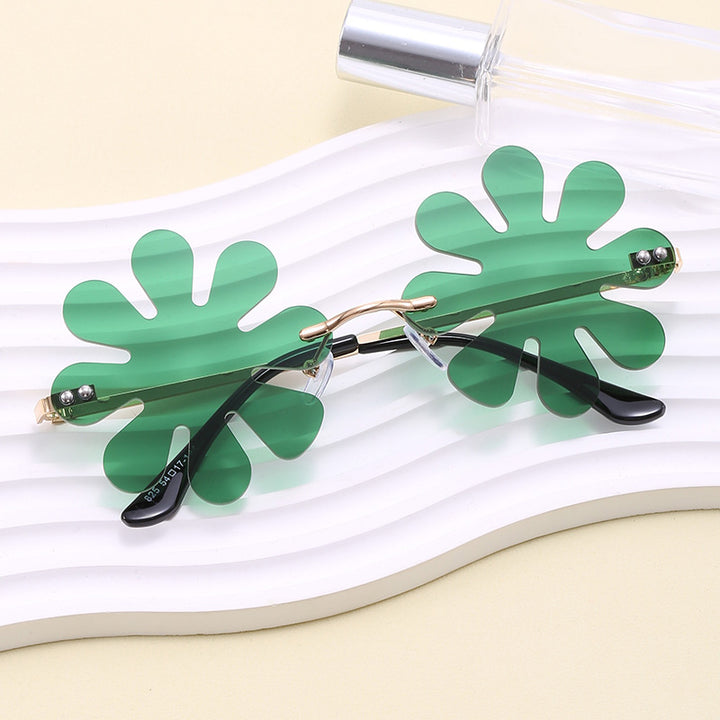 Women Playful Flower Sunglasses with Stylish Metal Frame Stornfield