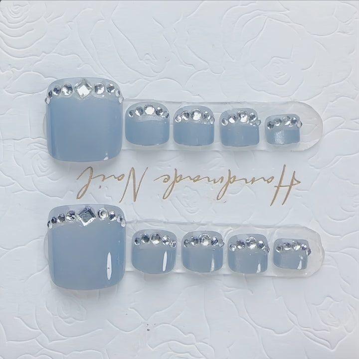 Elegant Rhinestone-Embellished Press-On Nails Stornfield