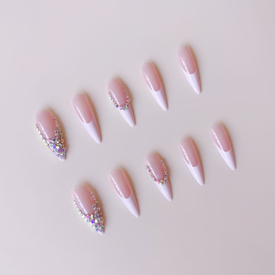 Artificial nail set with glamorous rhinestone decorations and elegant tips Stornfield