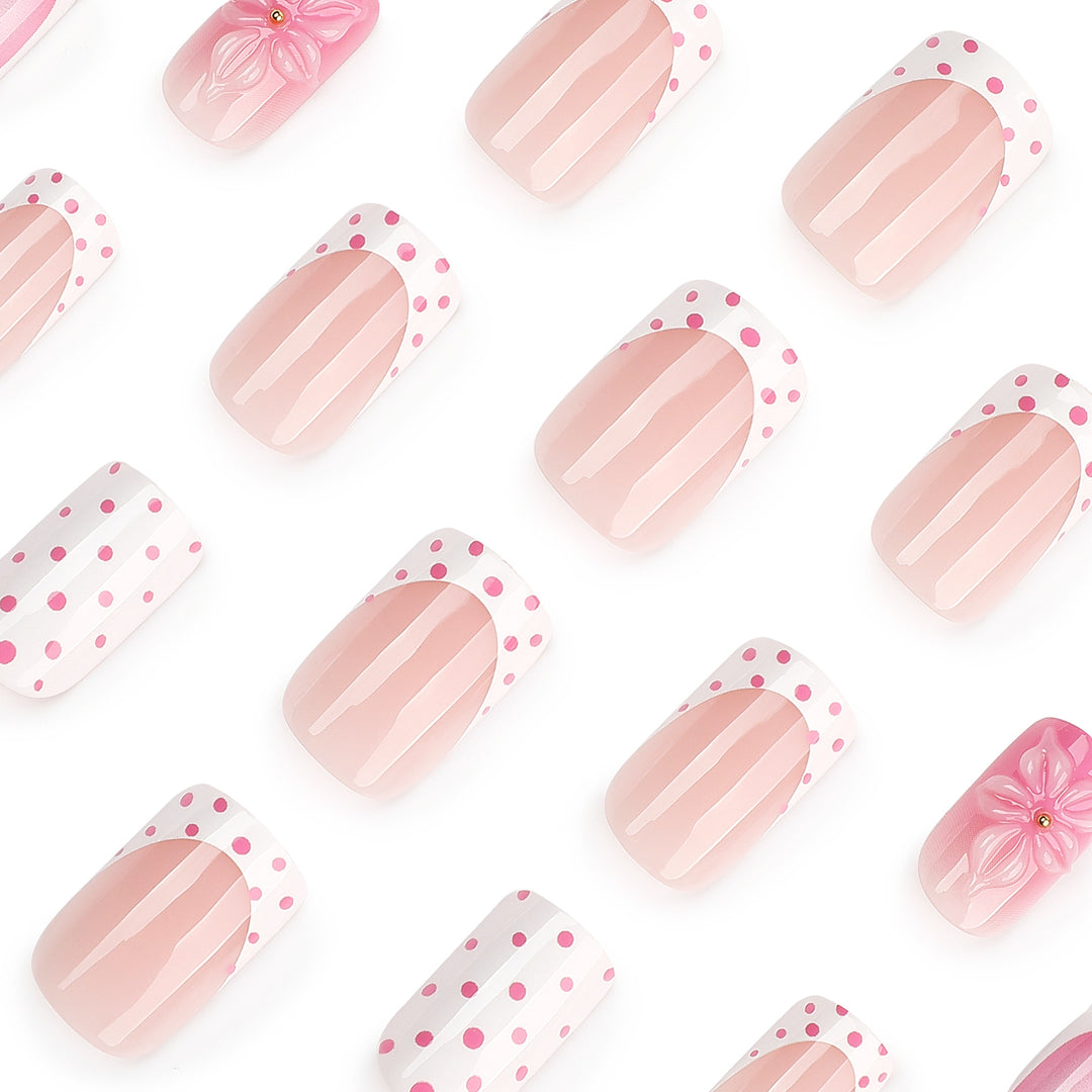 Artificial nail art with trendy flower decor and dots Stornfield