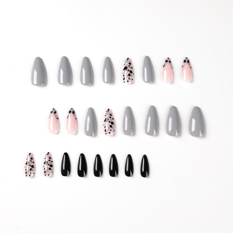 Artful stiletto nails with elegant accent design Stornfield