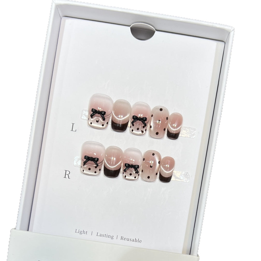 Whimsical Press-On Nail Art Set Stornfield