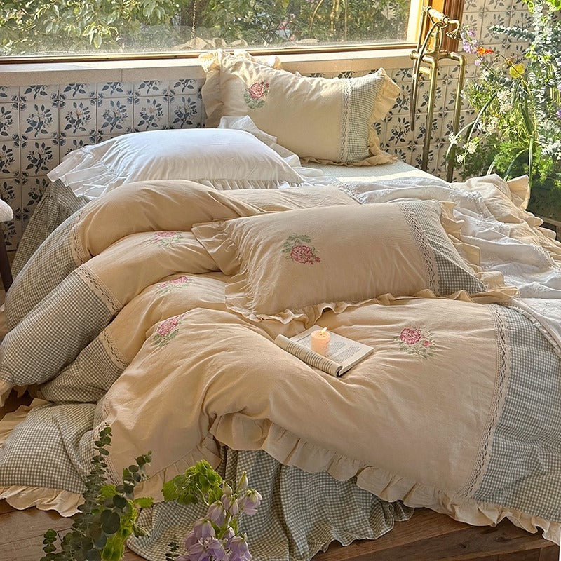 Vintage Floral Embroidered Ruffled Cotton Duvet Cover Set