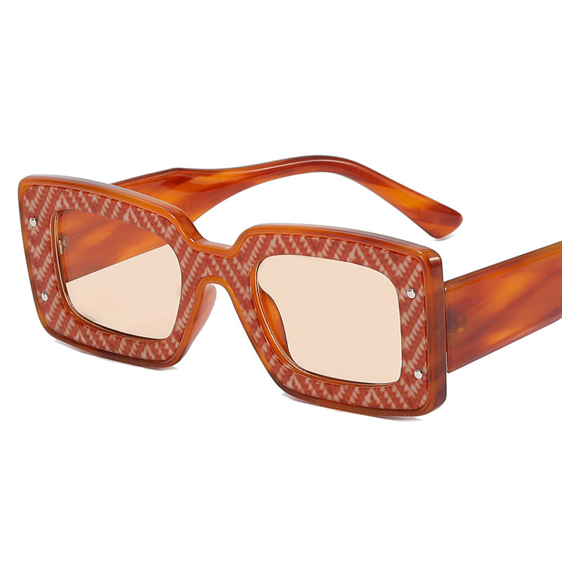 Women Oversized Sunglasses in Modern Square Frame Stornfield