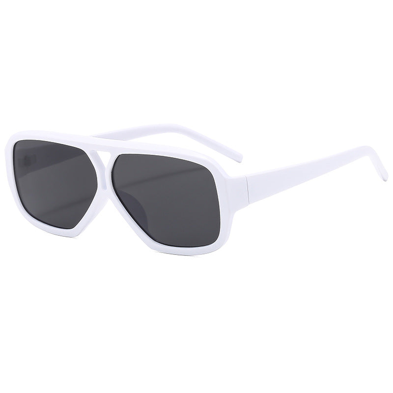 Women's fashionable oversized sunglasses with wide frame and protective lenses Stornfield