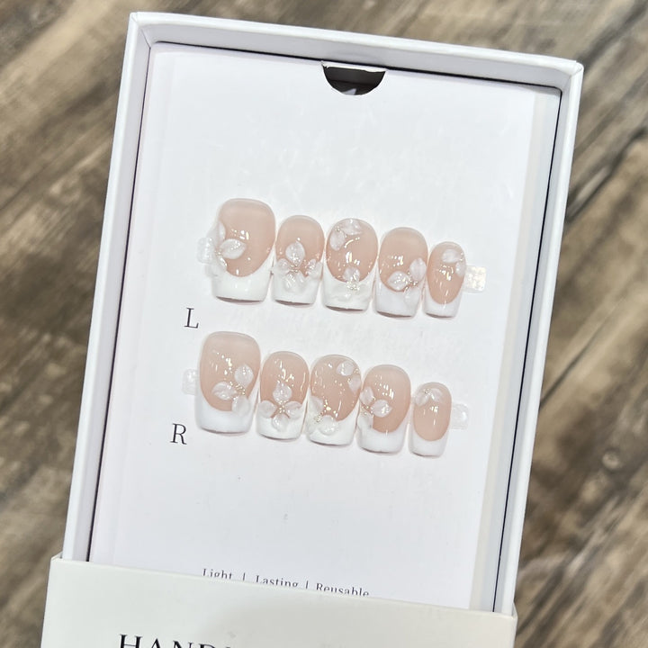 Floral Design Press-On Nail Art Kit Stornfield