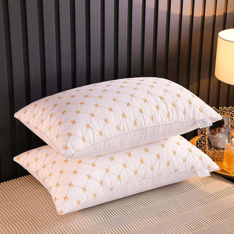 Women Luxury Cushion Set Stornfield