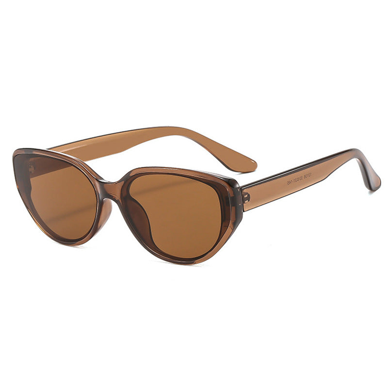 Women’s fashionable sunglasses in elegant cat-eye style Stornfield