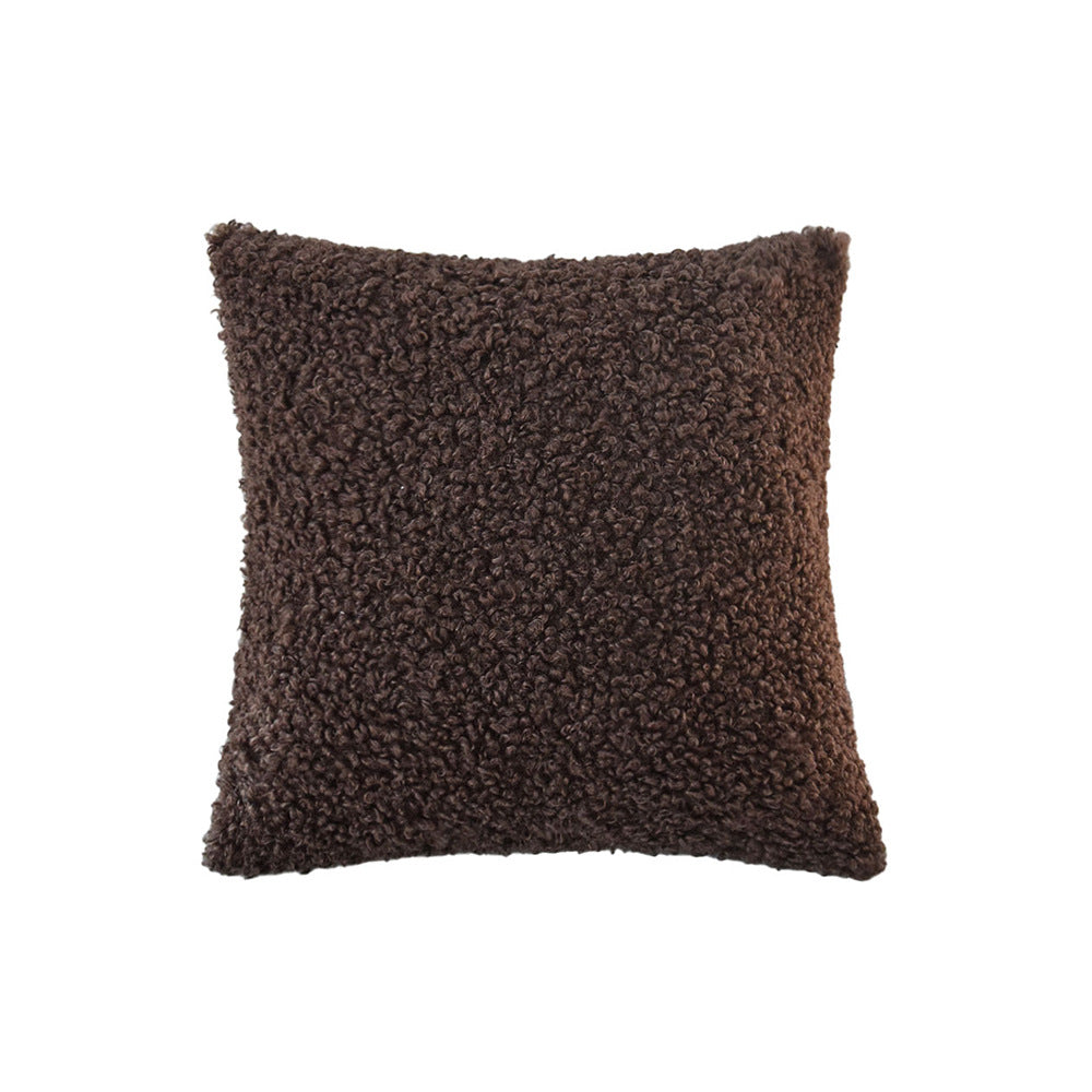 Cuddly decorative pillow