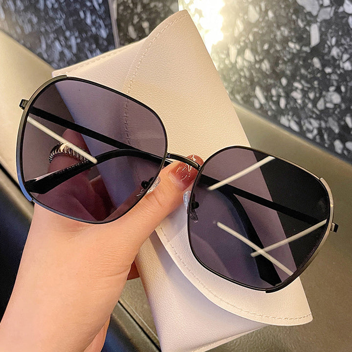 Women's large square sunglasses with high-quality metal frame Stornfield