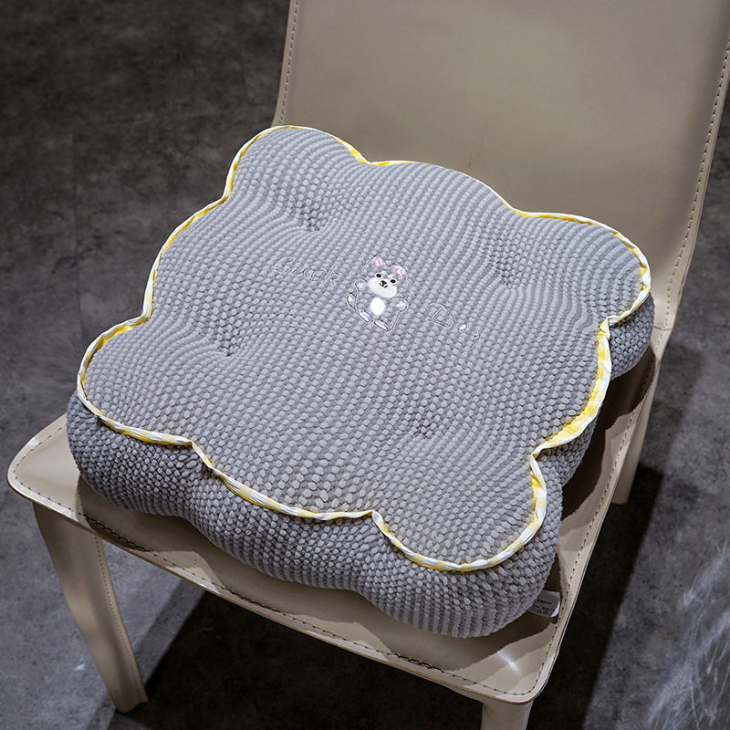 Plush seat cushion with flower pattern Stornfield