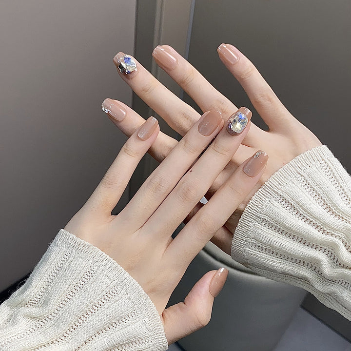 Glossy Nail Set Stornfield