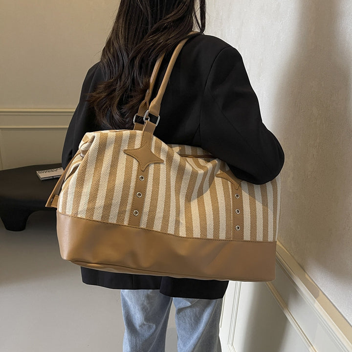 Elegant Sports Duffel Bag with Structured Outer Material and Sturdy Carry Straps Stornfield
