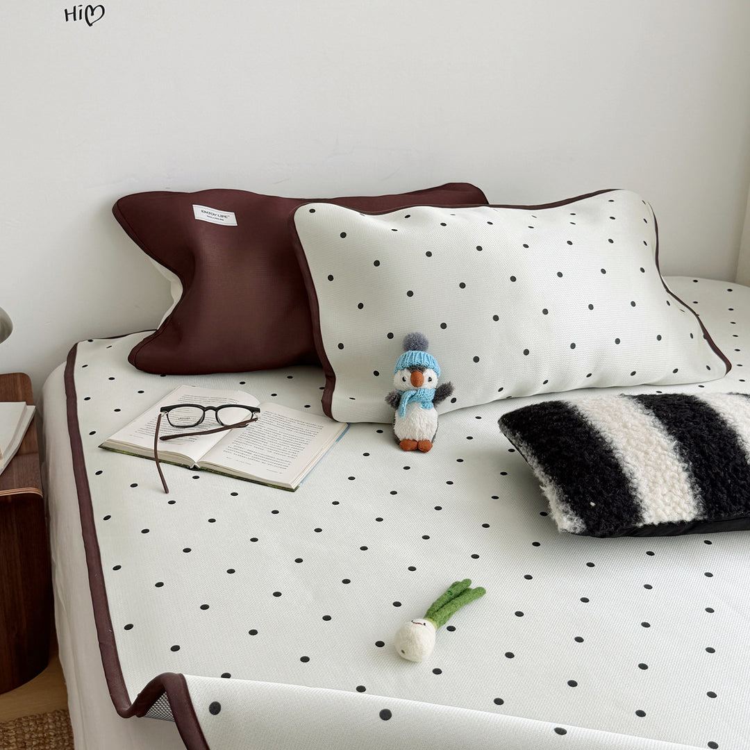 Decorative Bedding Set