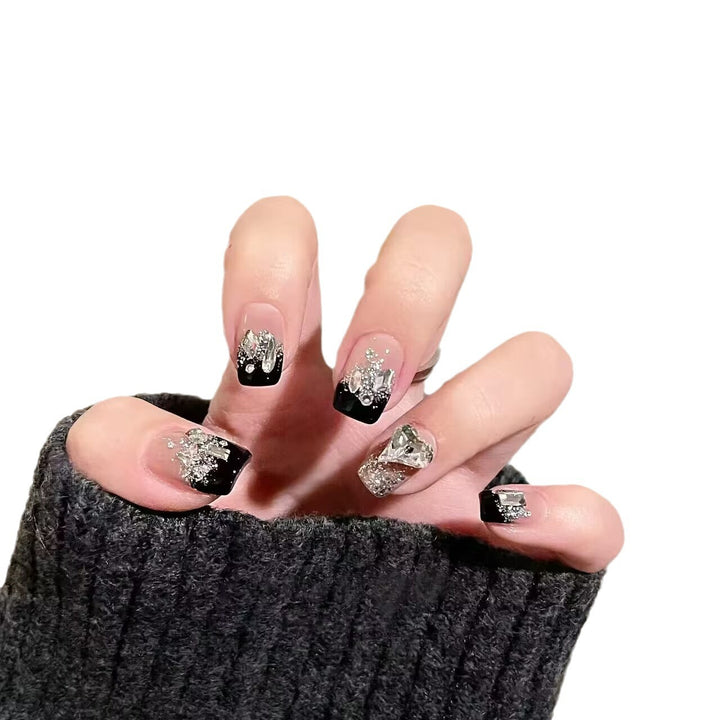 Decorative Nail Art Press-On Set Stornfield