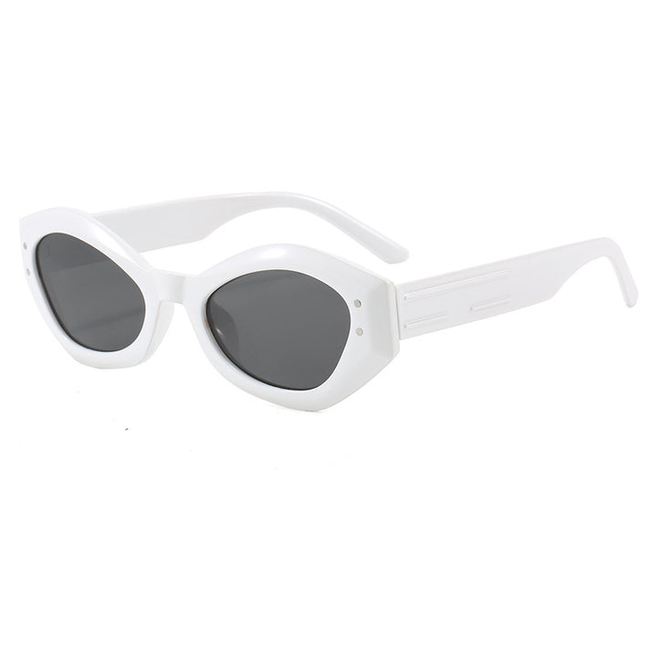 Women's Cat-Eye Sunglasses with Modern Design and Wide Frame Stornfield