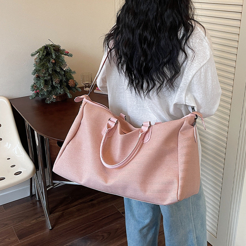 Travel bag with multifunctional compartments and elegant design Stornfield