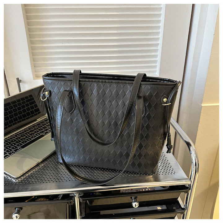 Quilted Pattern Handheld Tote Bag Stornfield
