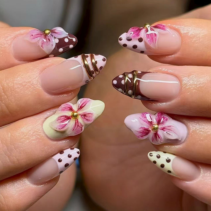 Artistic 3D Floral Press-On Nail Art Set Stornfield