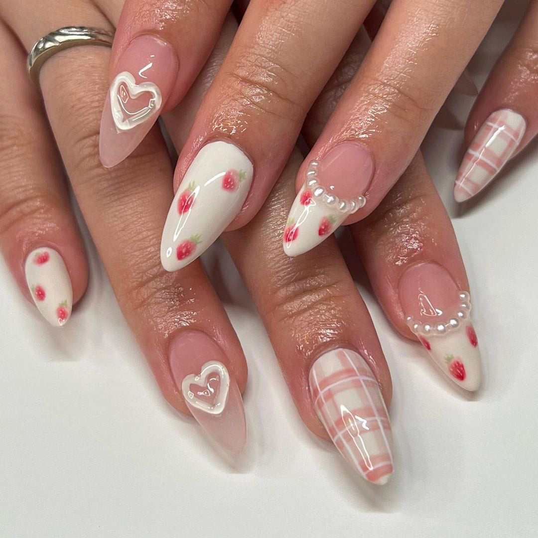 Artistic Heart and Floral Press-On Nail Extensions Stornfield