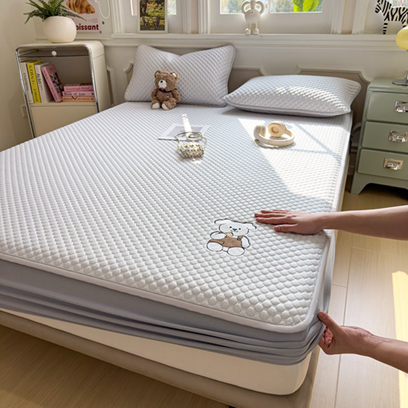Soft Quilted Bear Print Mattress Protector