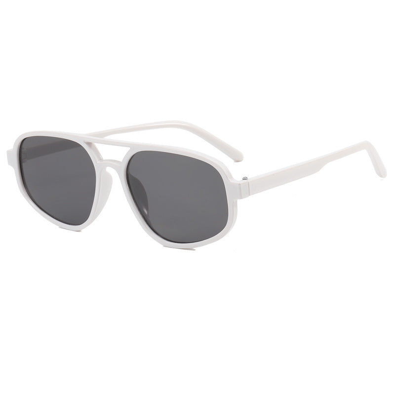 Women's fashionable oversized sunglasses with trendy frame Stornfield