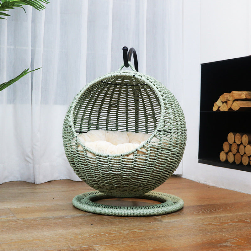 Comfortable hanging chair made of rattan Stornfield