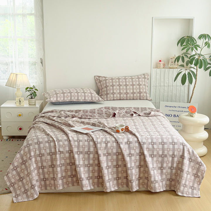 Reversible Quilted Floral Bedspread Set