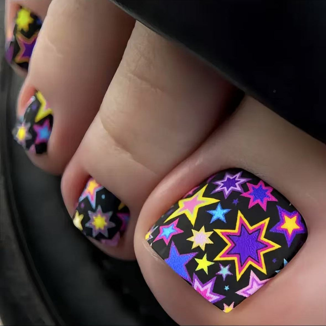 Nail art set with colorful star pattern Stornfield