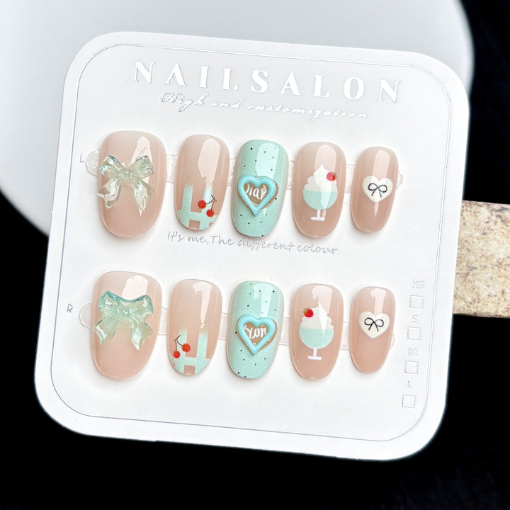 Creative Themed Press-On Nail Set