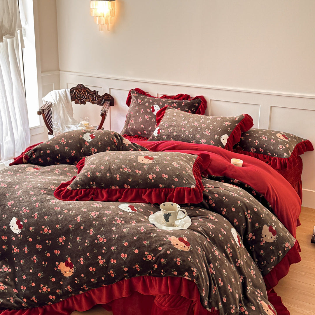 Elegant Floral Quilted Bedspread Set