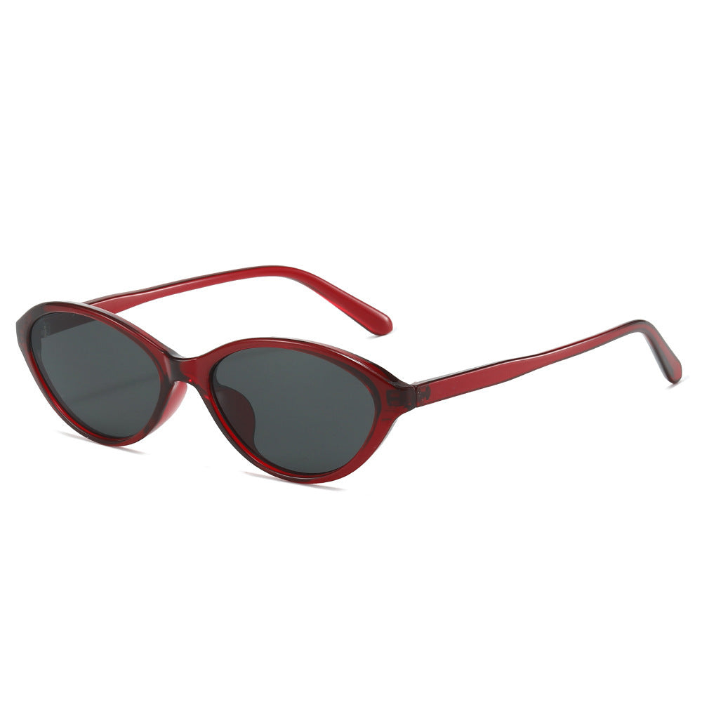 Elegant Cat-Eye Sunglasses Stornfield
