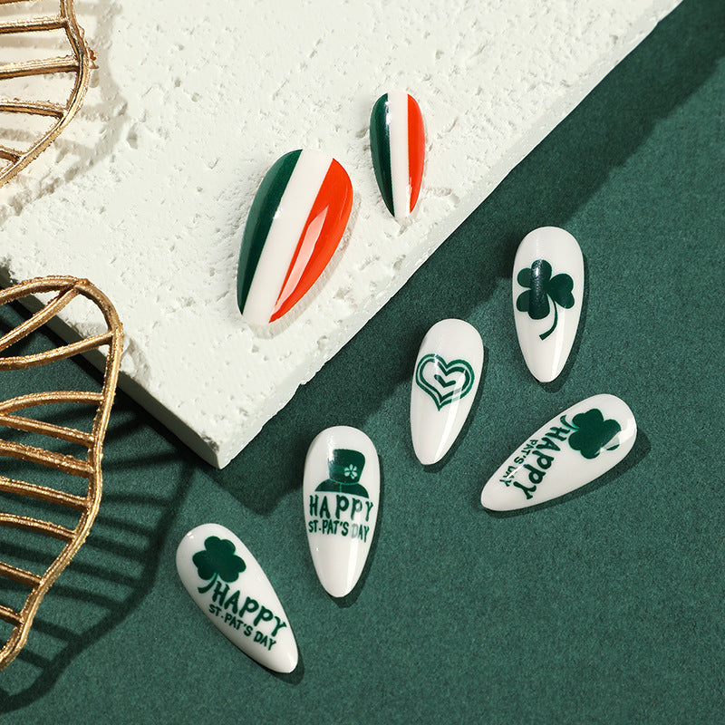 Trendy Nail Art in Irish Style Stornfield
