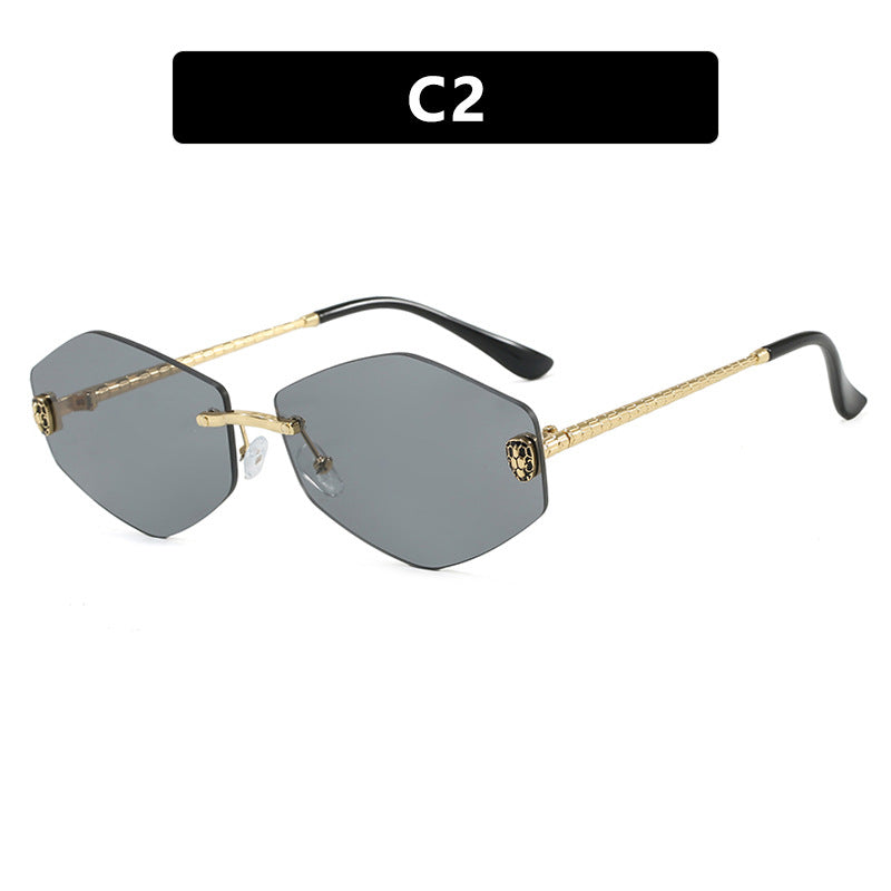 Women's geometric sunglasses in modern design with elegant metal frame Stornfield