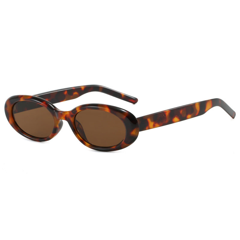 Women's oval sunglasses with transparent effect and UV protection Stornfield