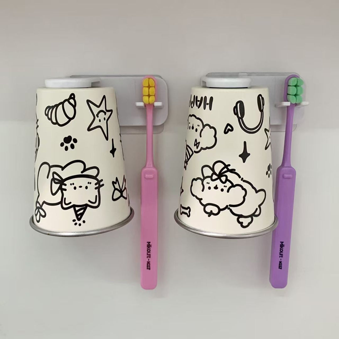 Wall-mounted toothbrush holder with playful animal design Stornfield