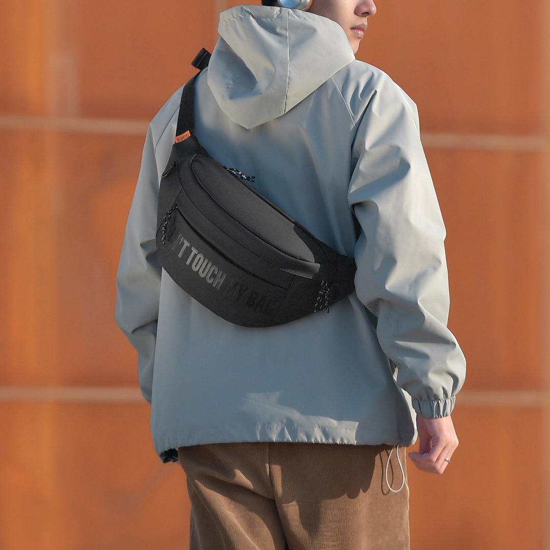 Bum bag with spacious main compartment and stylish design Stornfield