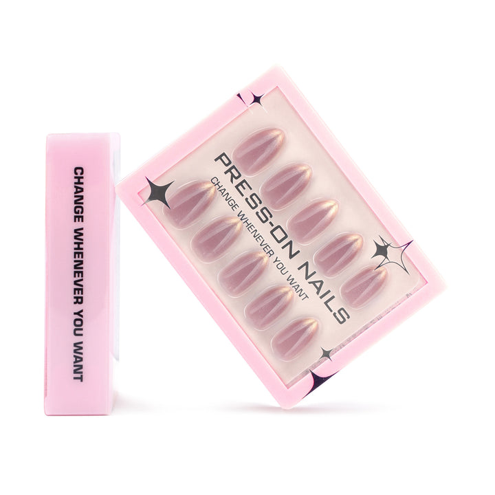 Artful decorative nails with shimmering design Stornfield