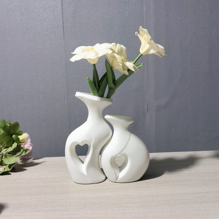 Modern Heart-Shaped Decorative Vase Stornfeild