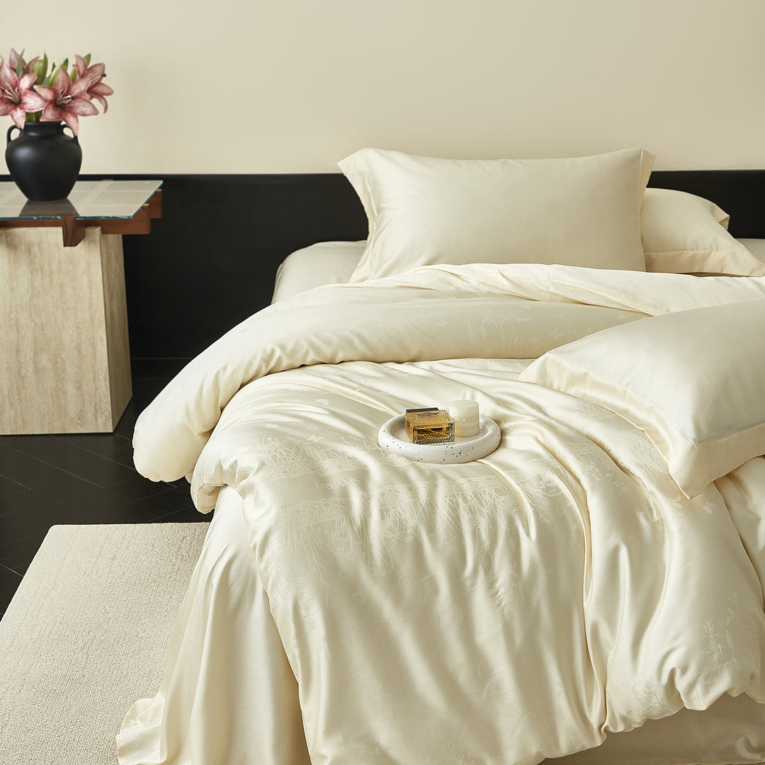 Silky Cotton-Sateen Duvet Cover Set with Subtle Botanical Jacquard & Deep-Pocket Sheet