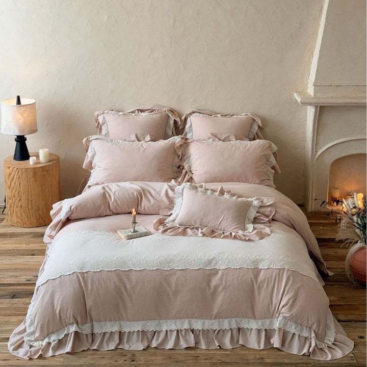 Bedding set in French country house style made of linen-cotton mix with frill and lace application